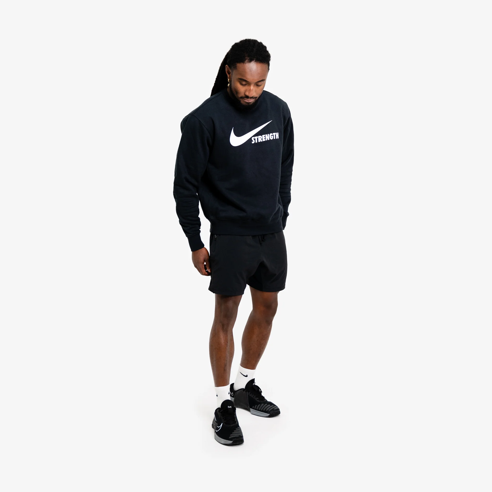 Nike Strength Men's Crew - Image 8