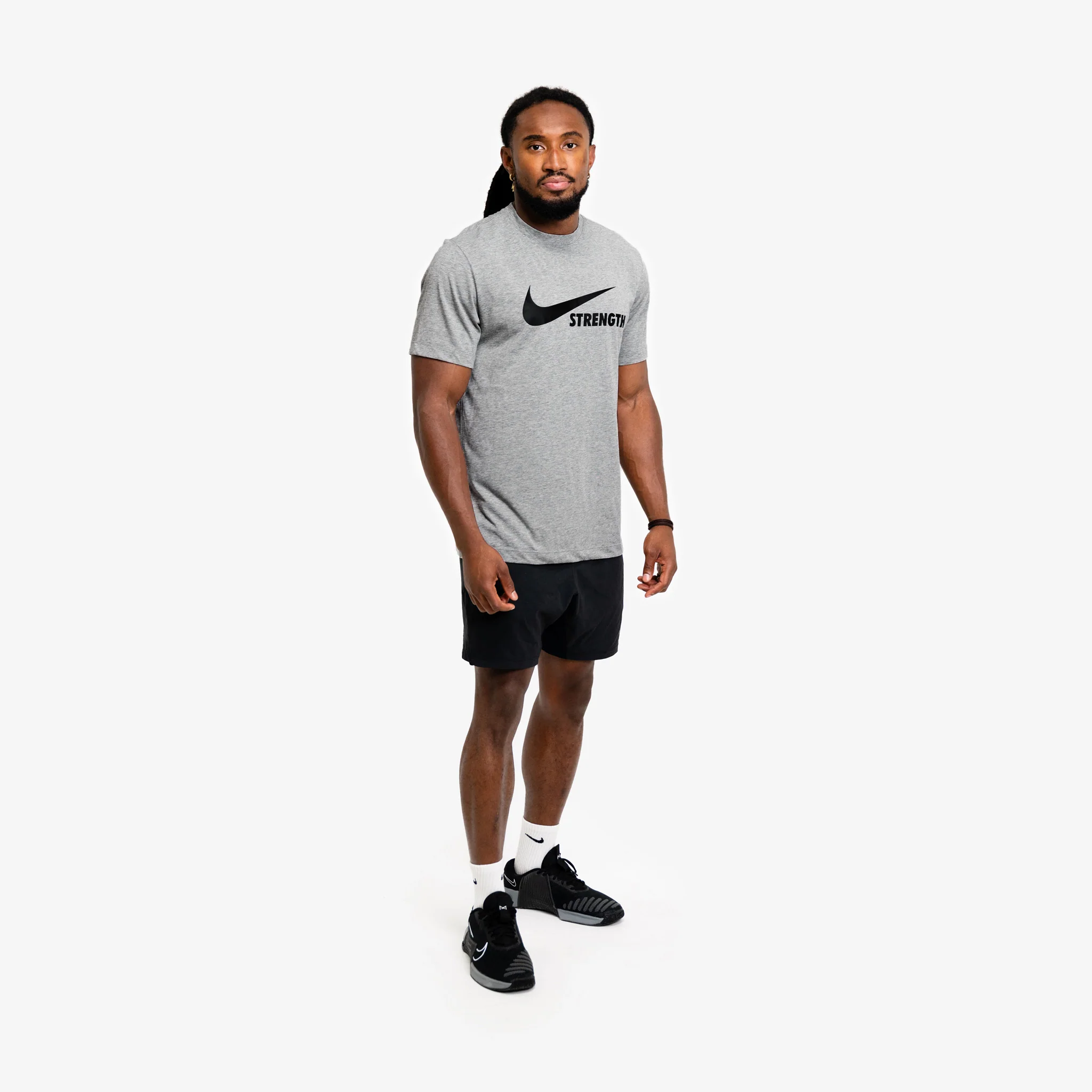 Nike Strength Men's Tee - Image 11