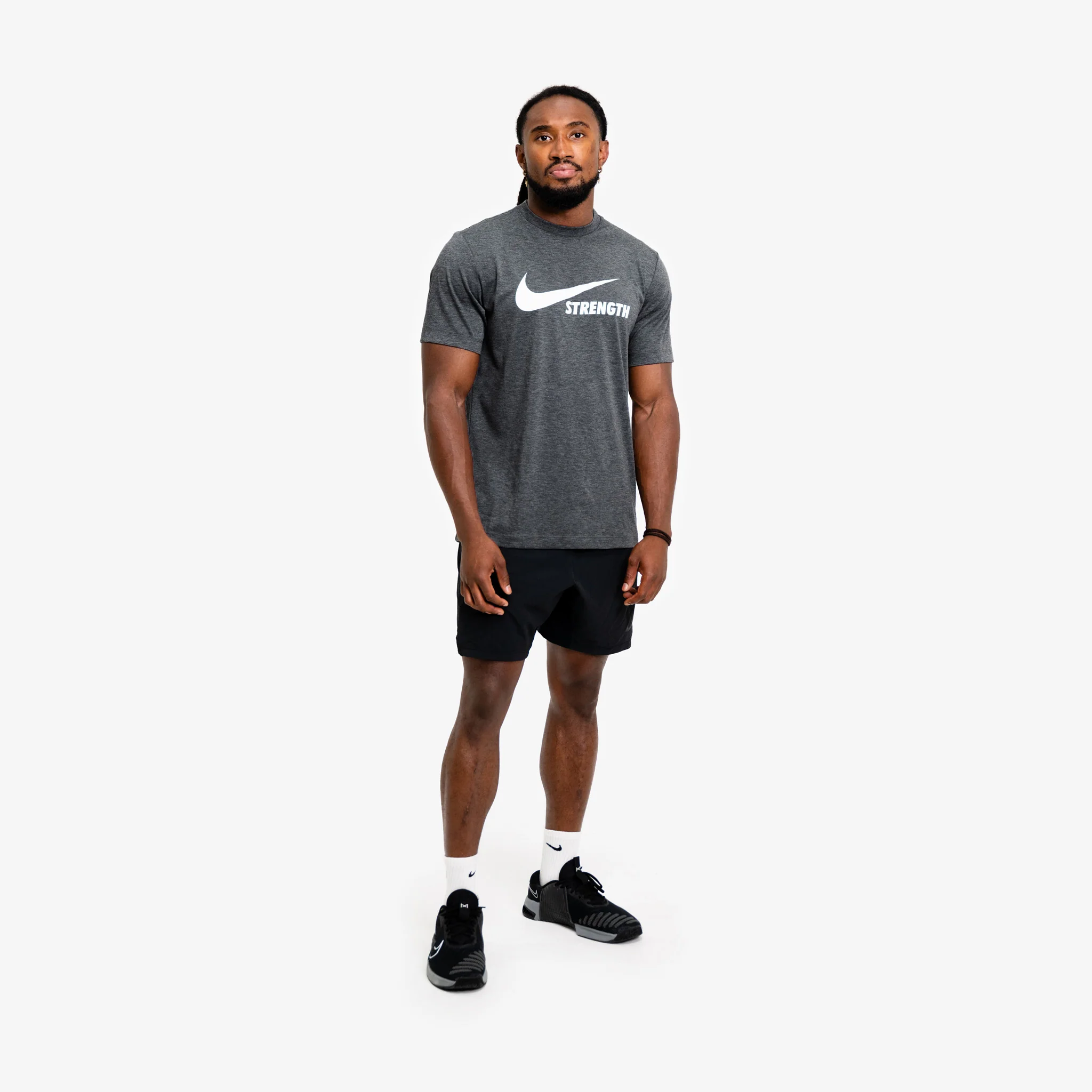 Nike Strength Men's Tee - Image 8